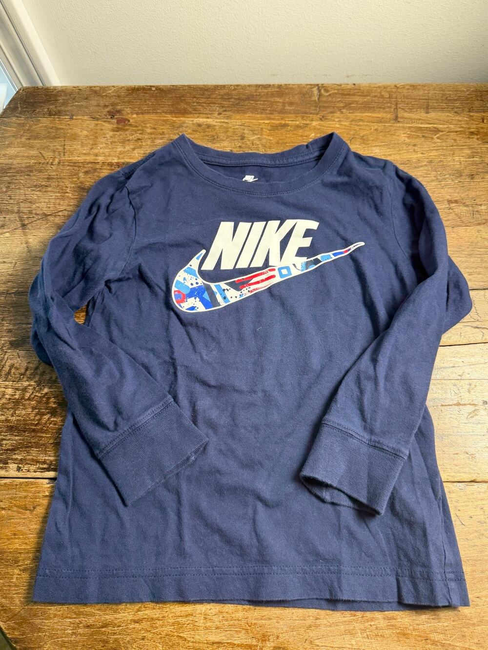 Nike Boys long sleeve tee size 6